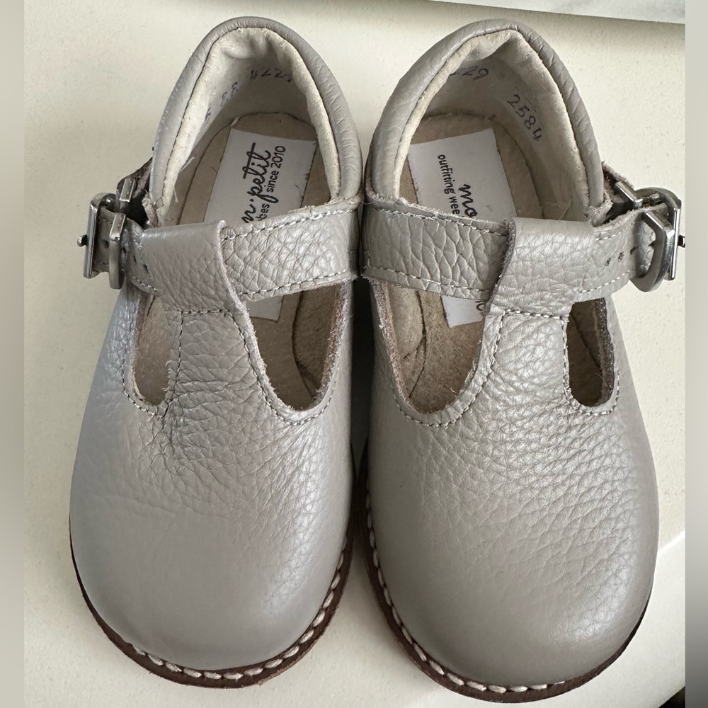 Used Mon Petit Hard Sole Shoes Toddler Size 5